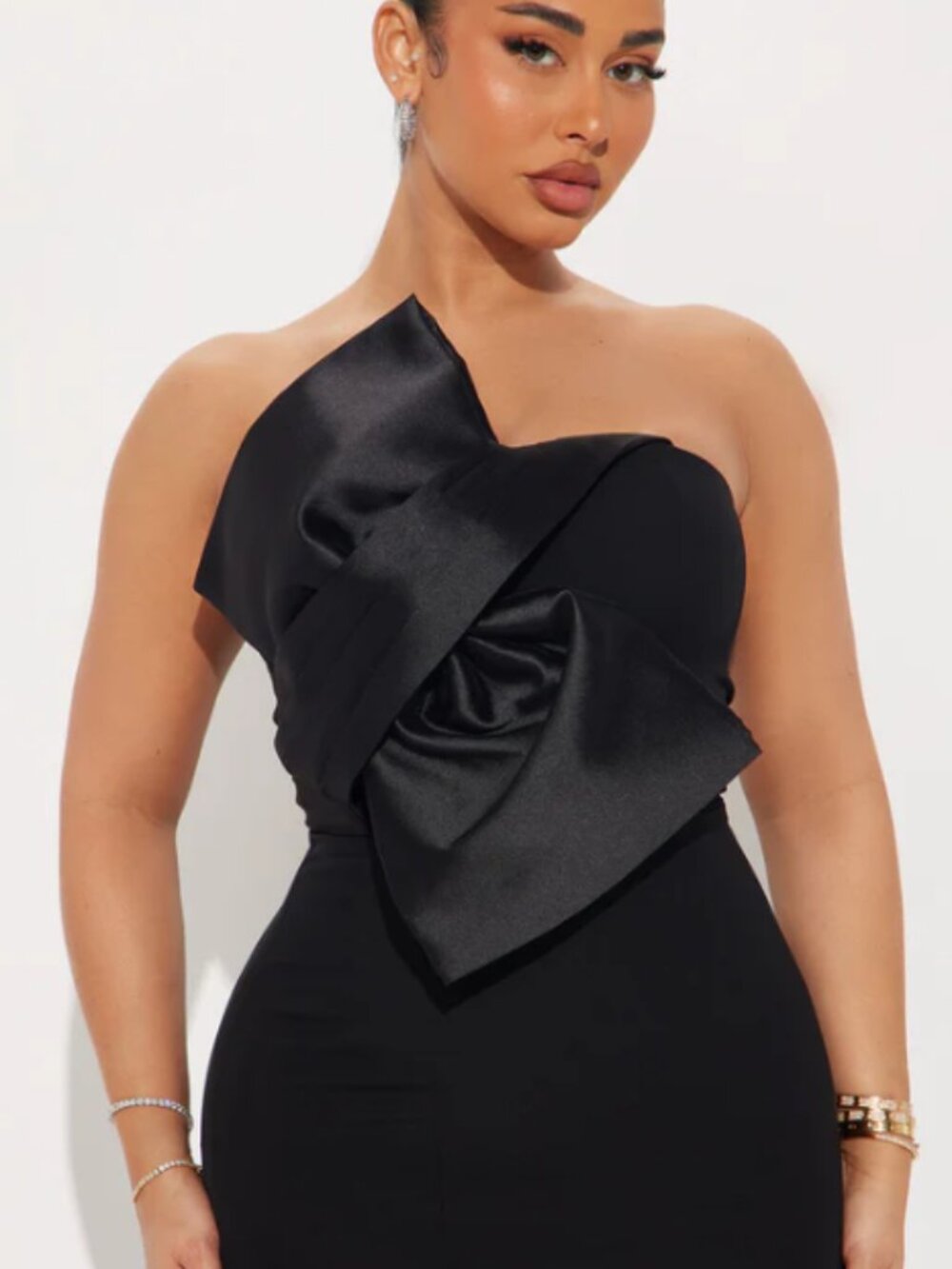 Elegant Moment Gown - Black - Picture 2 of 2